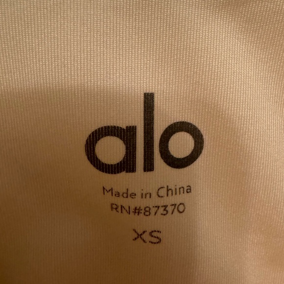 Alo Airbrush Enso Bra in French Vanilla - Picture 6 of 6